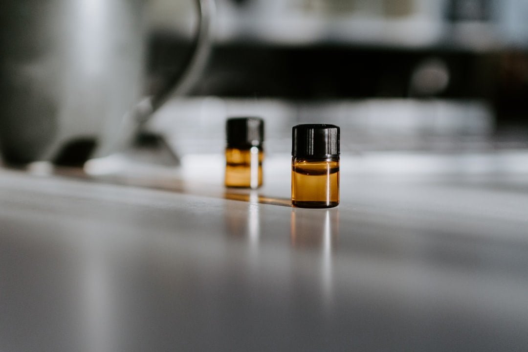 Photo CBD oil bottle